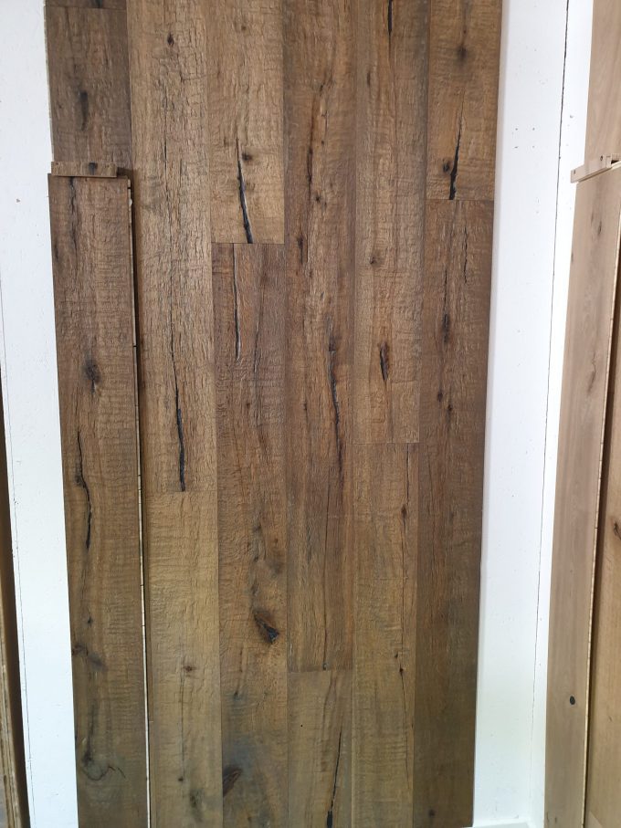 15853104807155484095116384106449