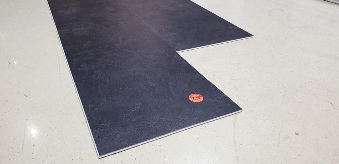 15853229961328416422324516589527