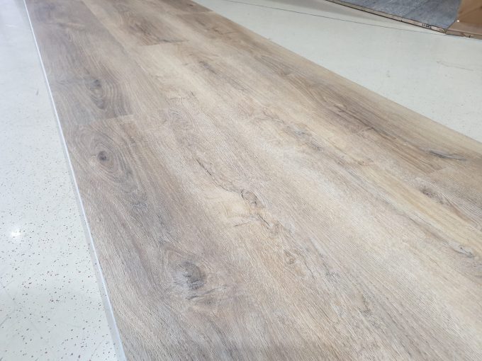 15905759348662812078813571051584