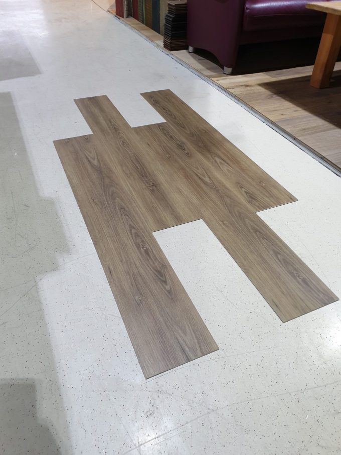 16119970692358128171169955189203