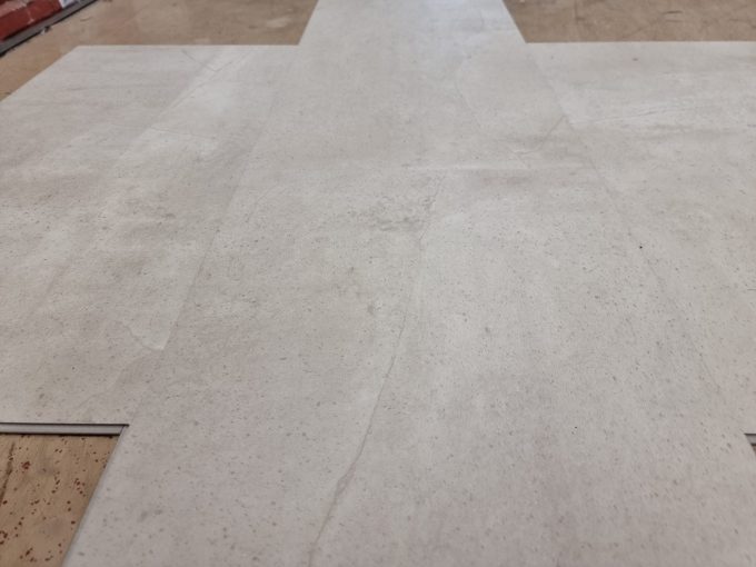 1631103370857744006455563534641