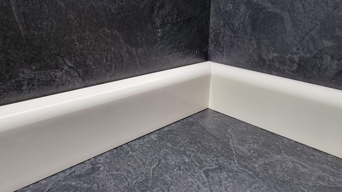 16661930057623080436480211039354